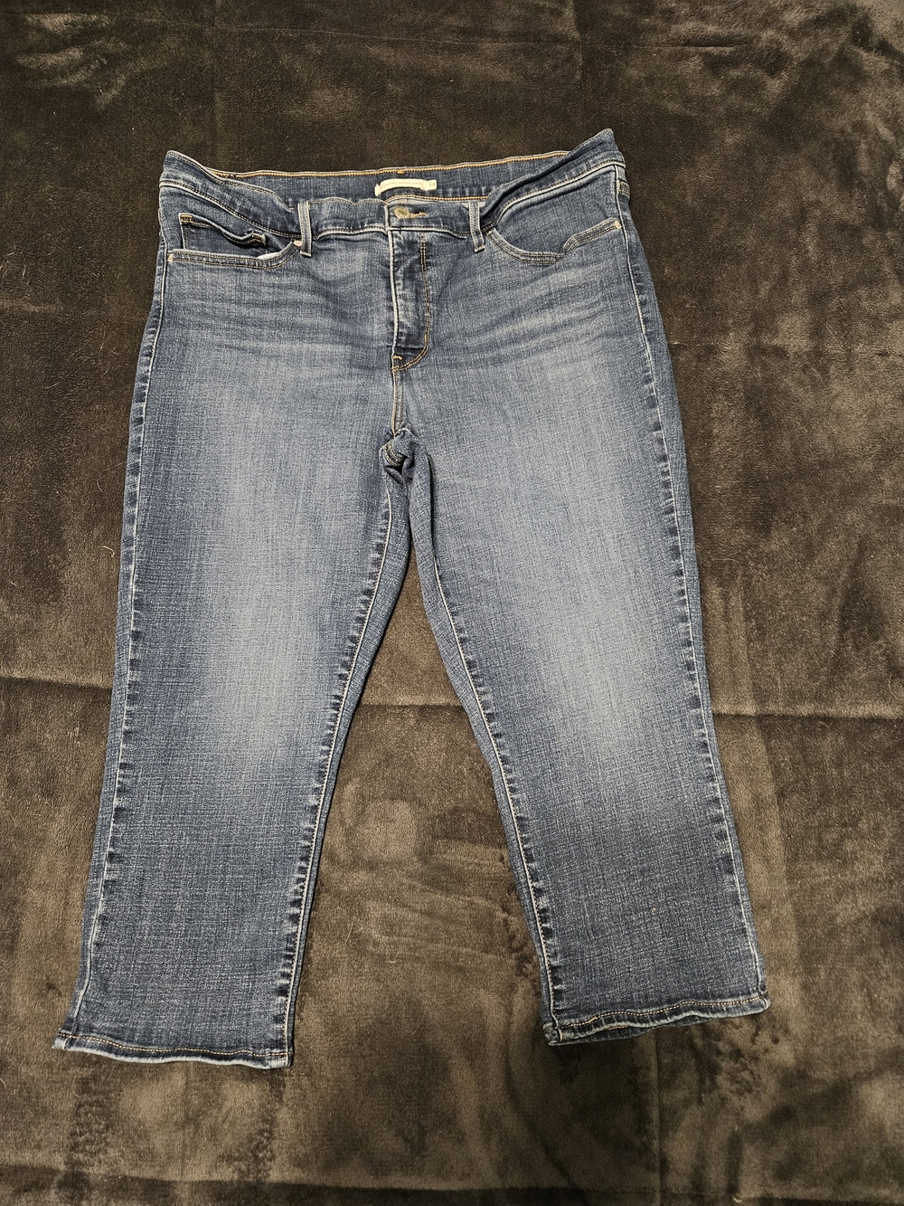 Levi's 311 Shaping Skinny Capri Stretch Denim Jeans in Light Blue